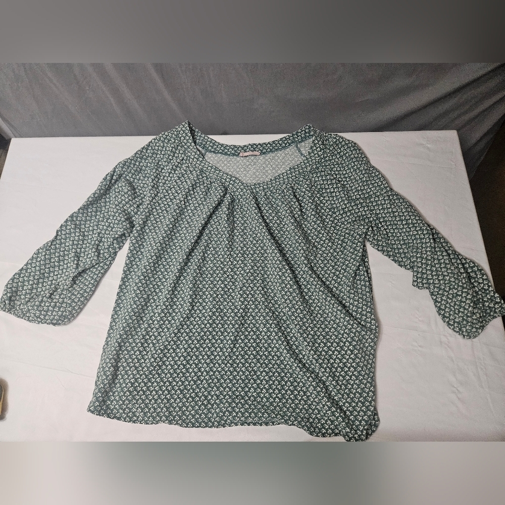Ces Femme Plus Size Green All Over Pattern 3/4 Sleeve Blouse!